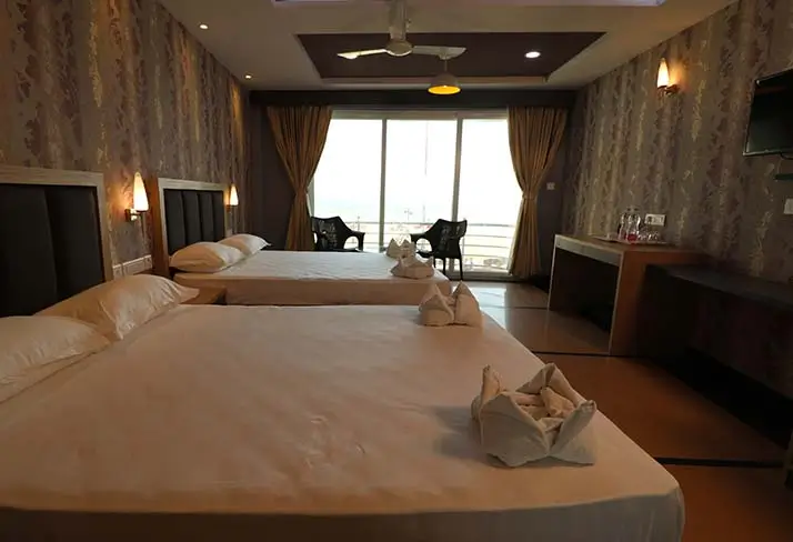Ac Luxury Sea Facing (Double Bed Ground Flor )